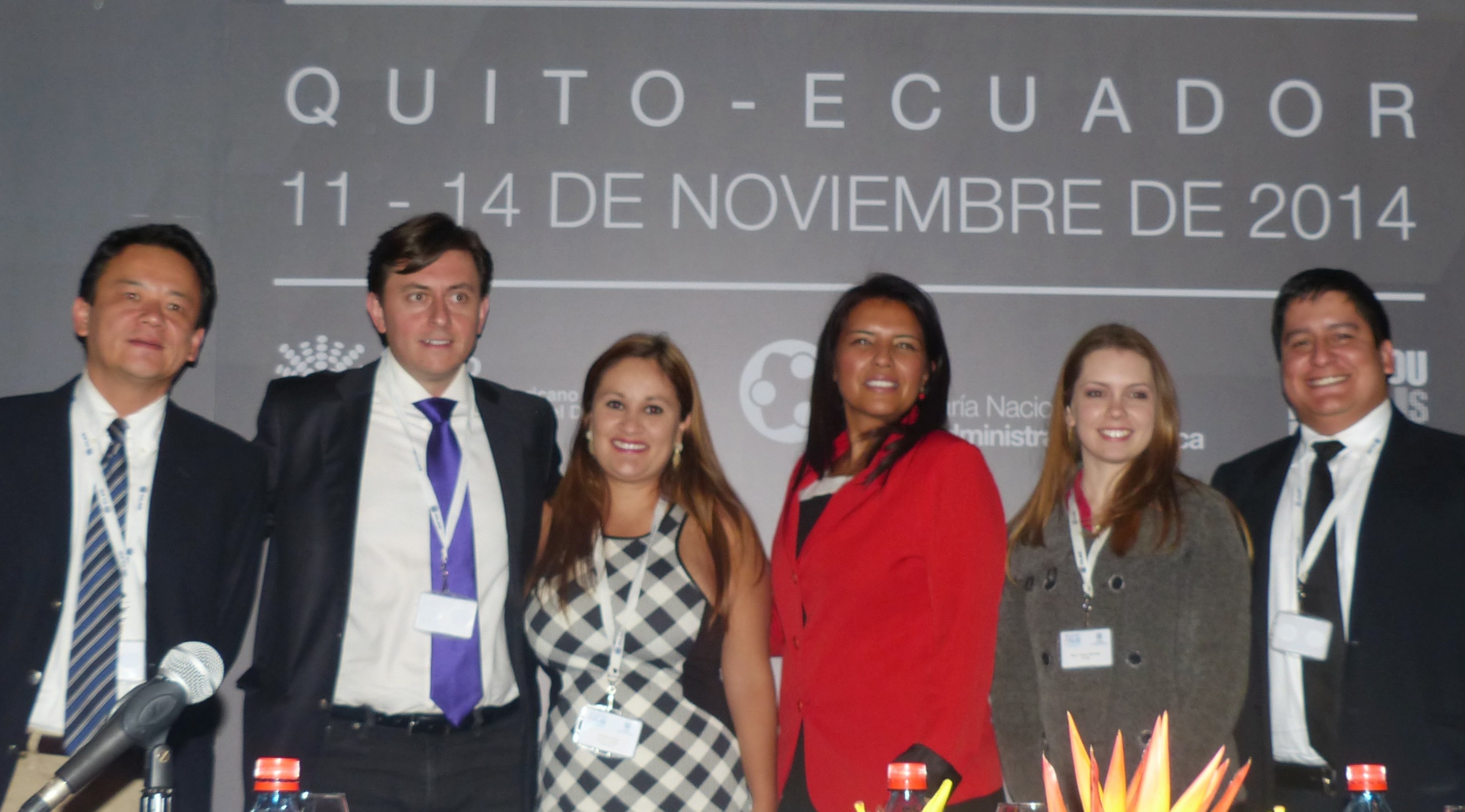 panelistas en quito ecuador 2014